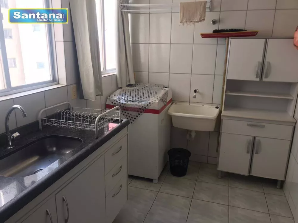 Apartamento à venda com 2 quartos, 74m² - Foto 2