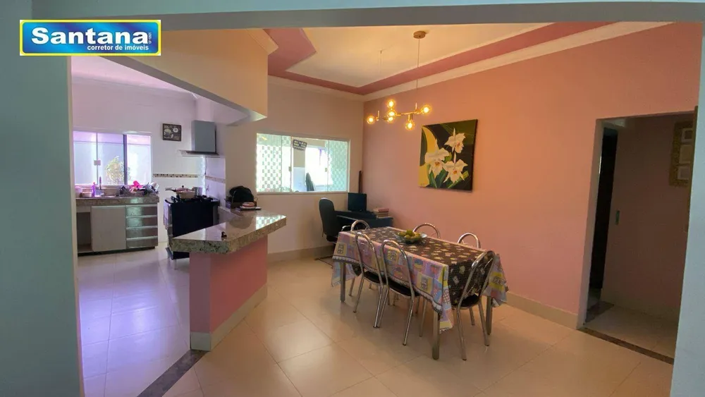 Casa, 3 quartos, 190 m² - Foto 1