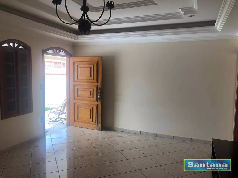 Casa à venda com 3 quartos, 250m² - Foto 4