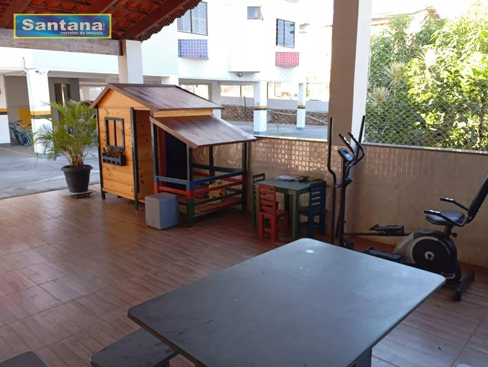 Apartamento à venda com 2 quartos, 72m² - Foto 4