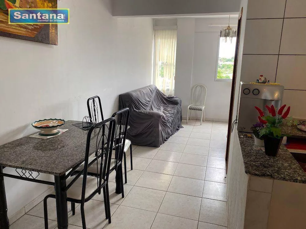 Apartamento à venda com 2 quartos, 70m² - Foto 2