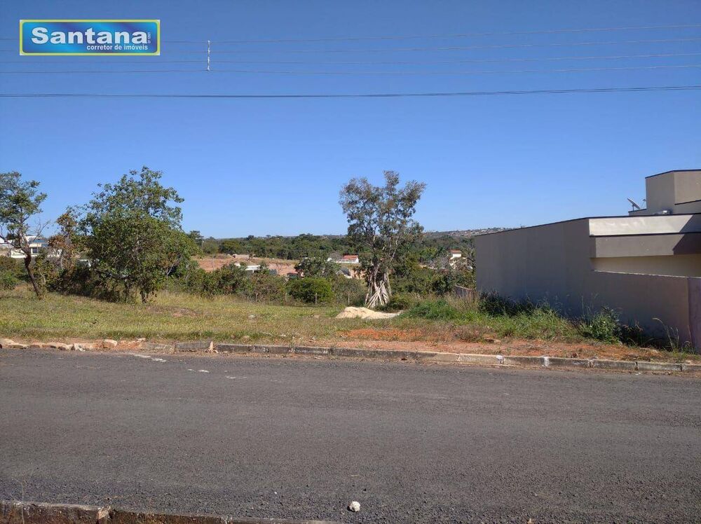 Loteamento e Condomínio, 600 m² - Foto 1