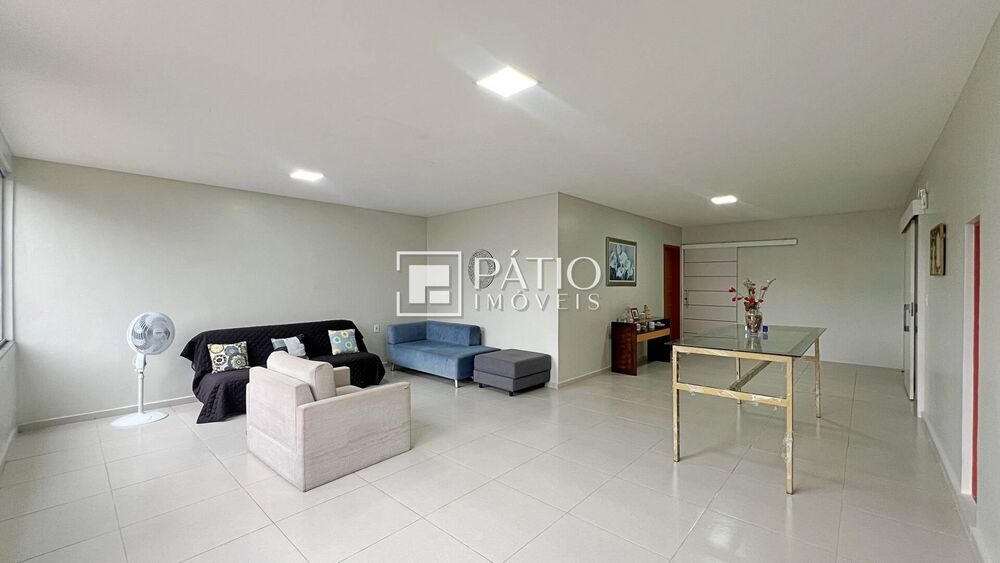 Casa, 3 quartos, 348 m² - Foto 1