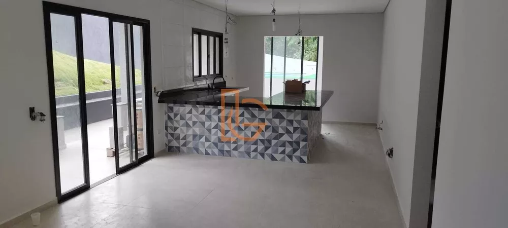 Fazenda à venda com 3 quartos, 200m² - Foto 3