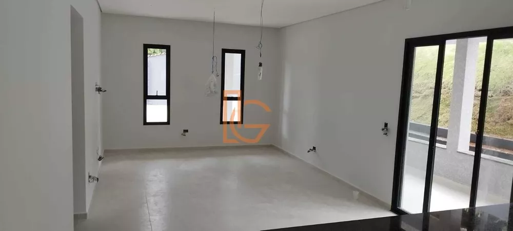 Fazenda à venda com 3 quartos, 200m² - Foto 4