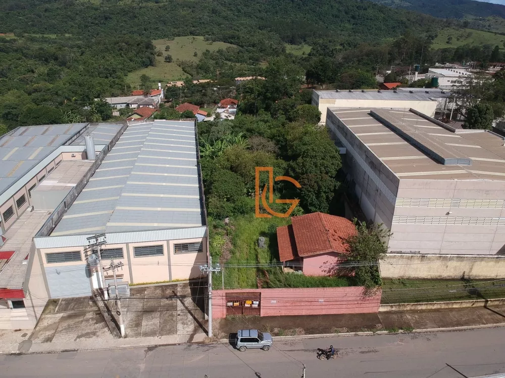 Terreno à venda, 2113m² - Foto 1