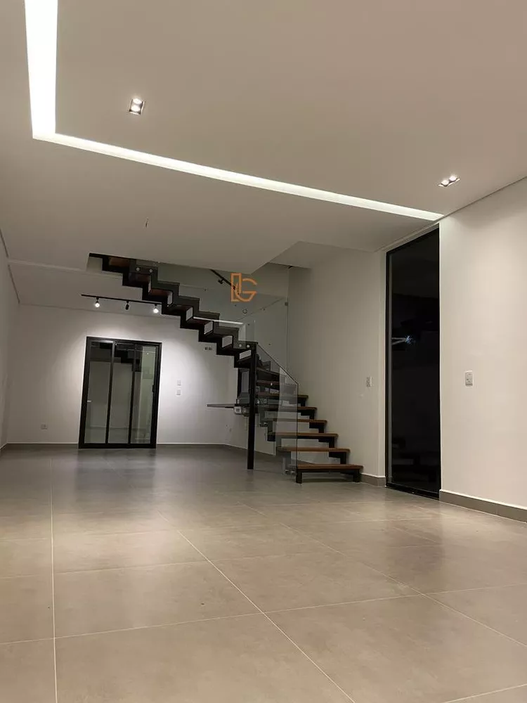 Casa à venda com 3 quartos, 133m² - Foto 3