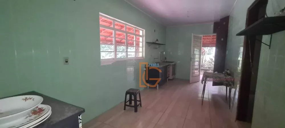 Fazenda à venda com 2 quartos, 161m² - Foto 9