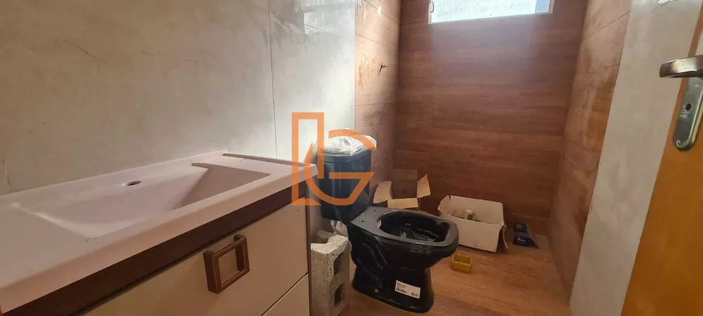 Casa à venda com 2 quartos, 93m² - Foto 3