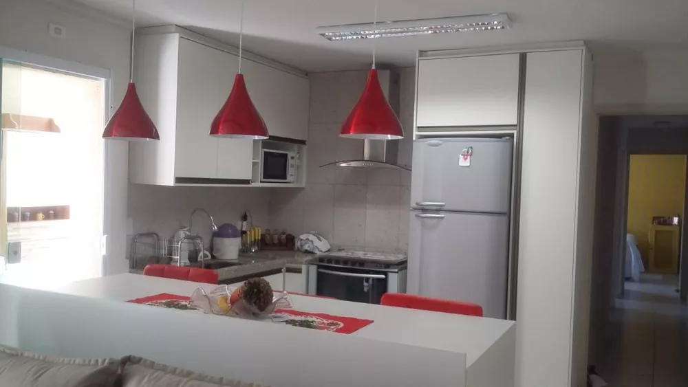 Casa à venda com 2 quartos, 110m² - Foto 3