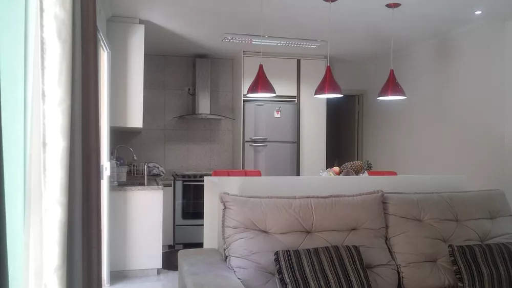 Casa à venda com 2 quartos, 110m² - Foto 2