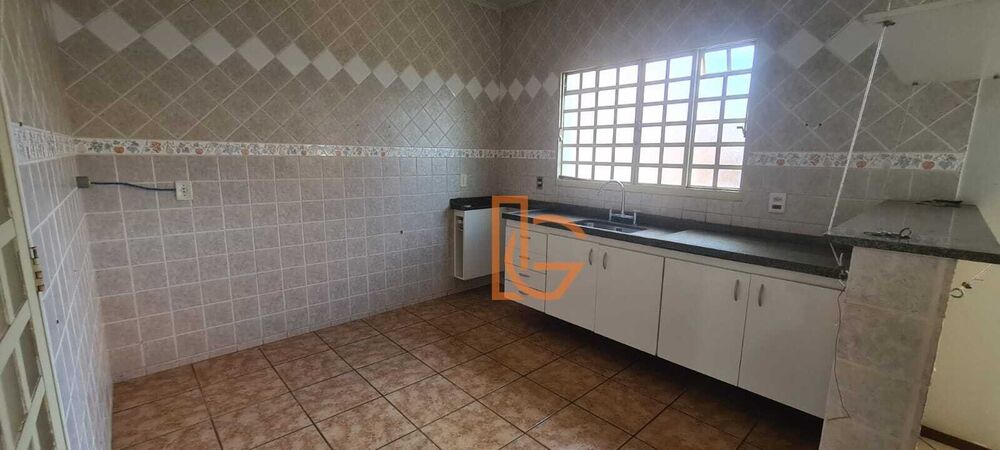 Casa, 3 quartos, 149 m² - Foto 3