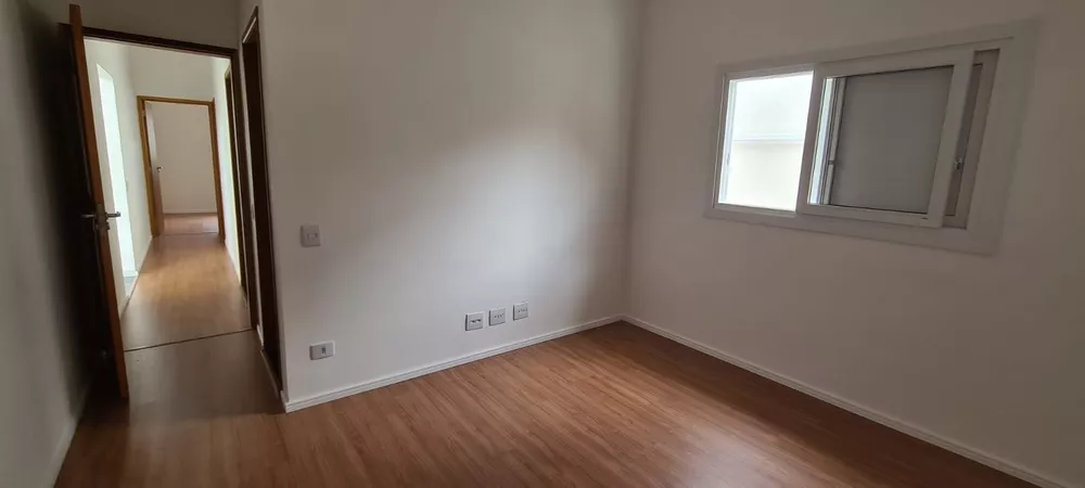 Casa à venda com 3 quartos, 280m² - Foto 8