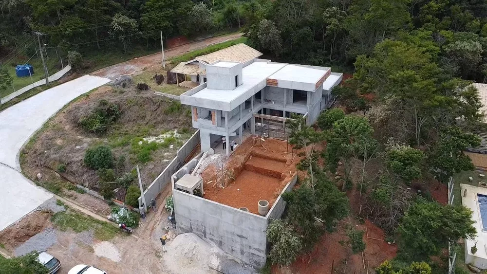 Casa à venda com 4 quartos, 306m² - Foto 13