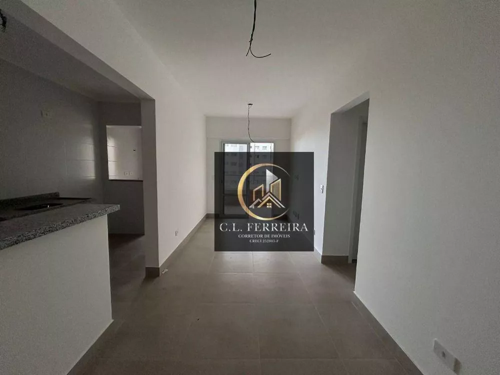 Apartamento à venda com 1 quarto, 55m² - Foto 2