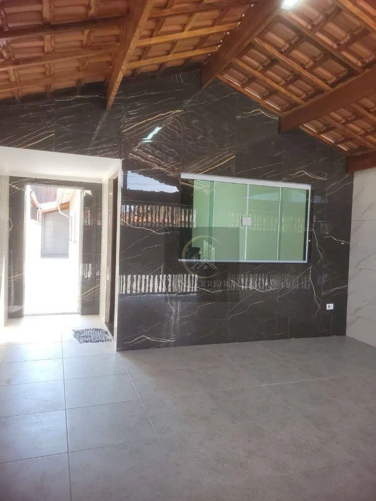 Casa, 2 quartos, 66 m² - Foto 1