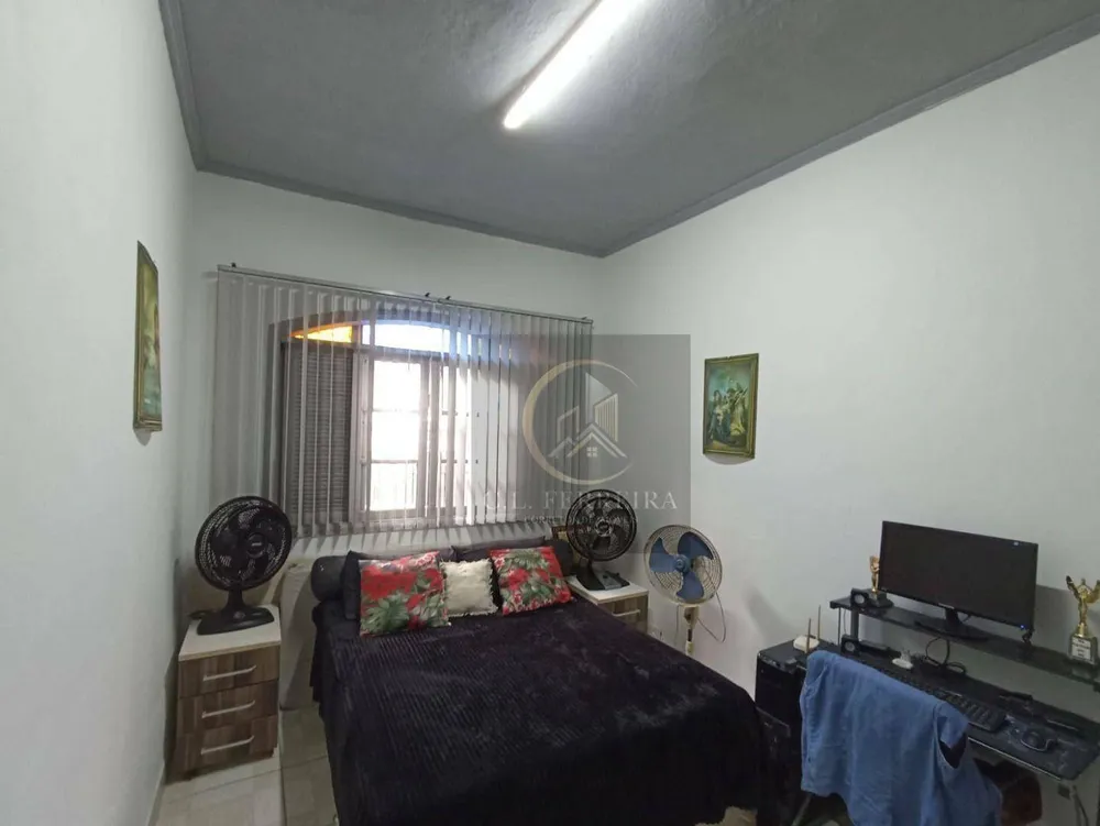Casa, 3 quartos, 166 m² - Foto 1
