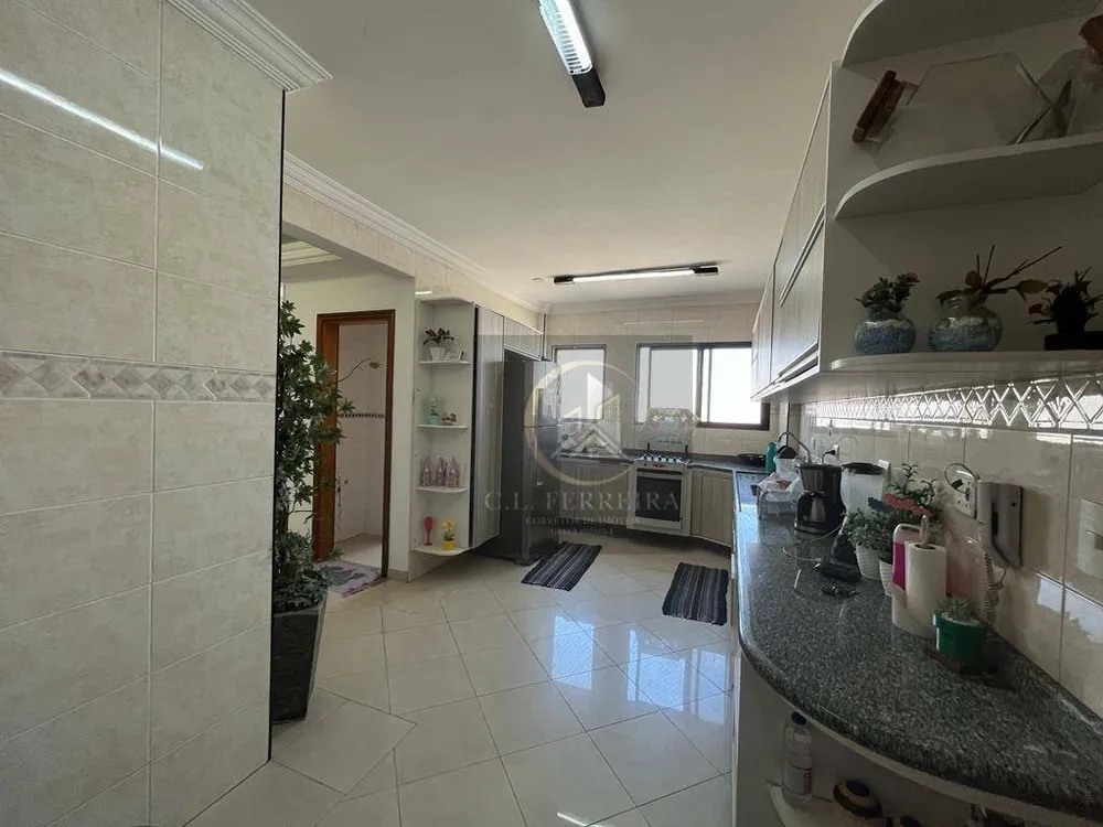 Apartamento, 3 quartos, 140 m² - Foto 2