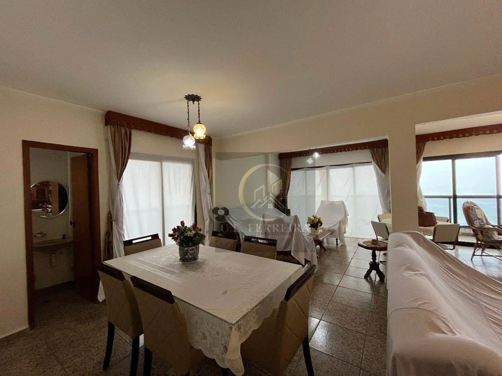 Apartamento, 3 quartos, 240 m² - Foto 2