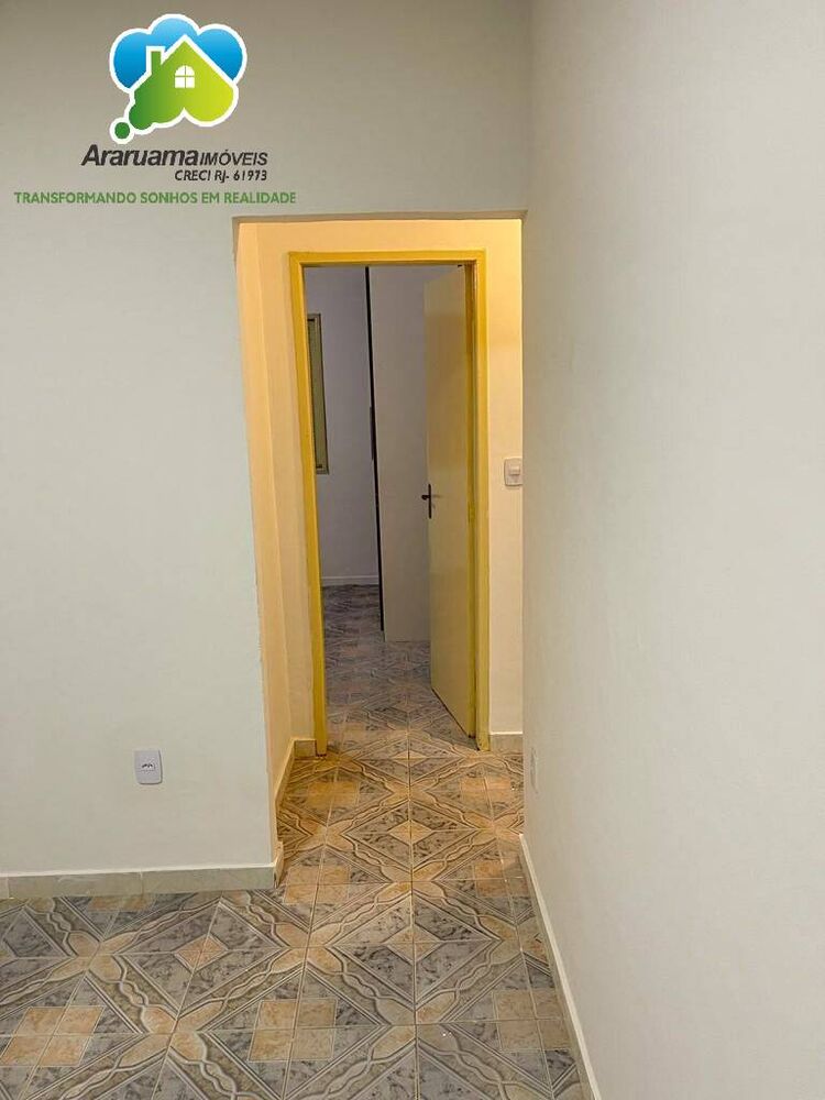 Casa à venda com 2 quartos, 250m² - Foto 5
