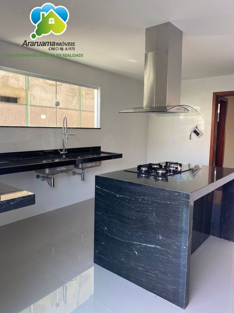 Casa à venda com 4 quartos, 315m² - Foto 4