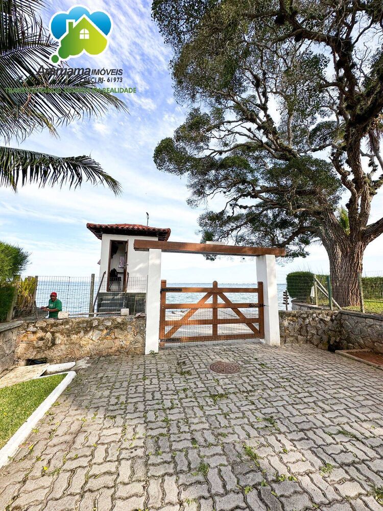 Casa à venda com 3 quartos, 334m² - Foto 17