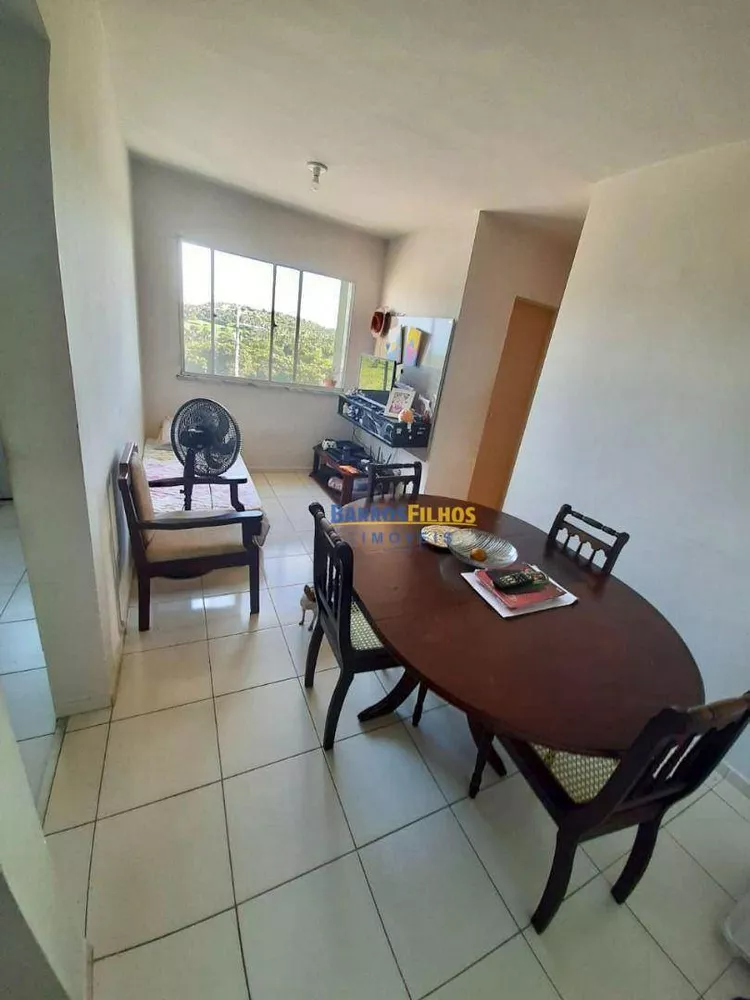 Apartamento à venda com 3 quartos, 49m² - Foto 2