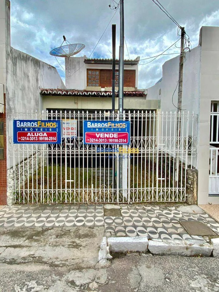 Casa à venda e aluguel com 4 quartos, 200m² - Foto 1