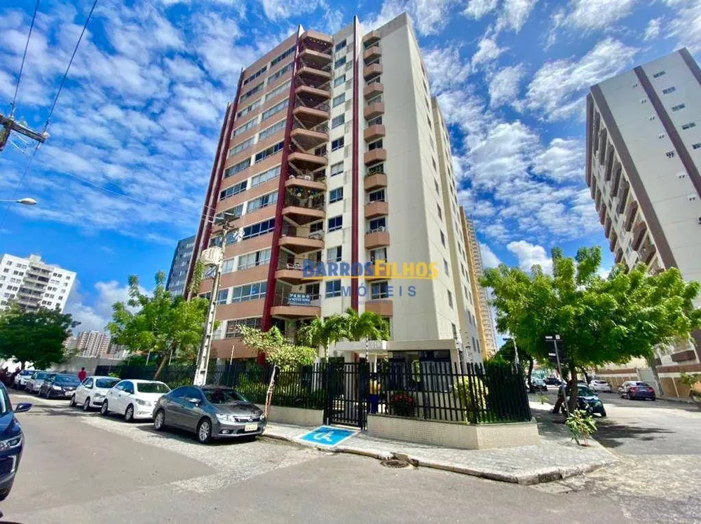 Apartamento à venda com 3 quartos, 145m² - Foto 3