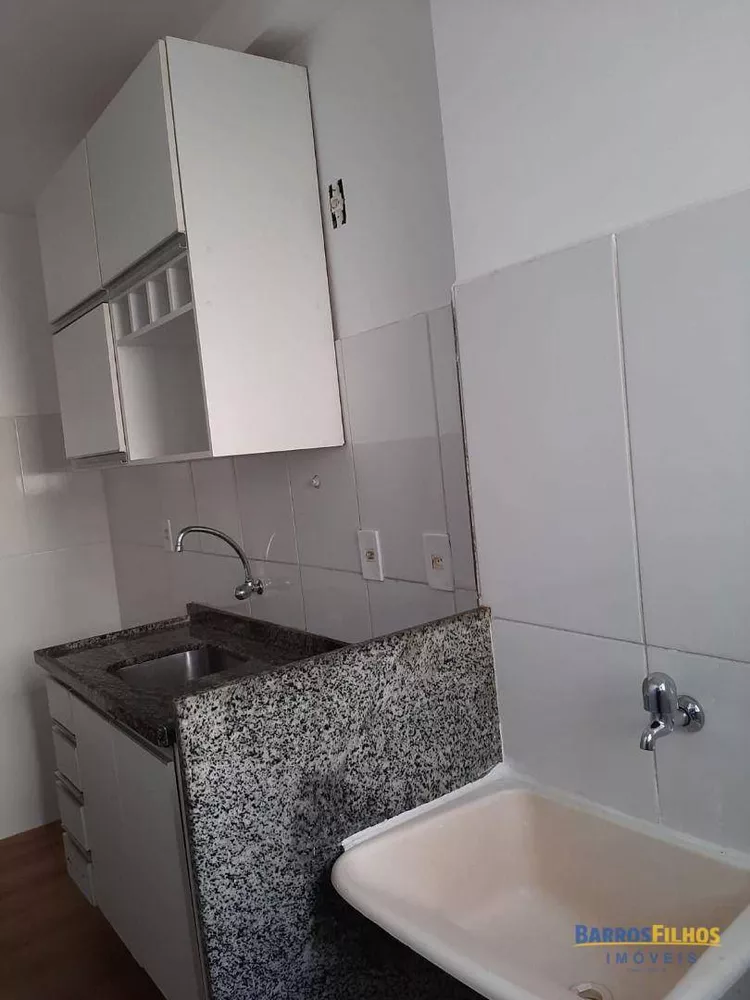 Apartamento à venda com 3 quartos, 60m² - Foto 4