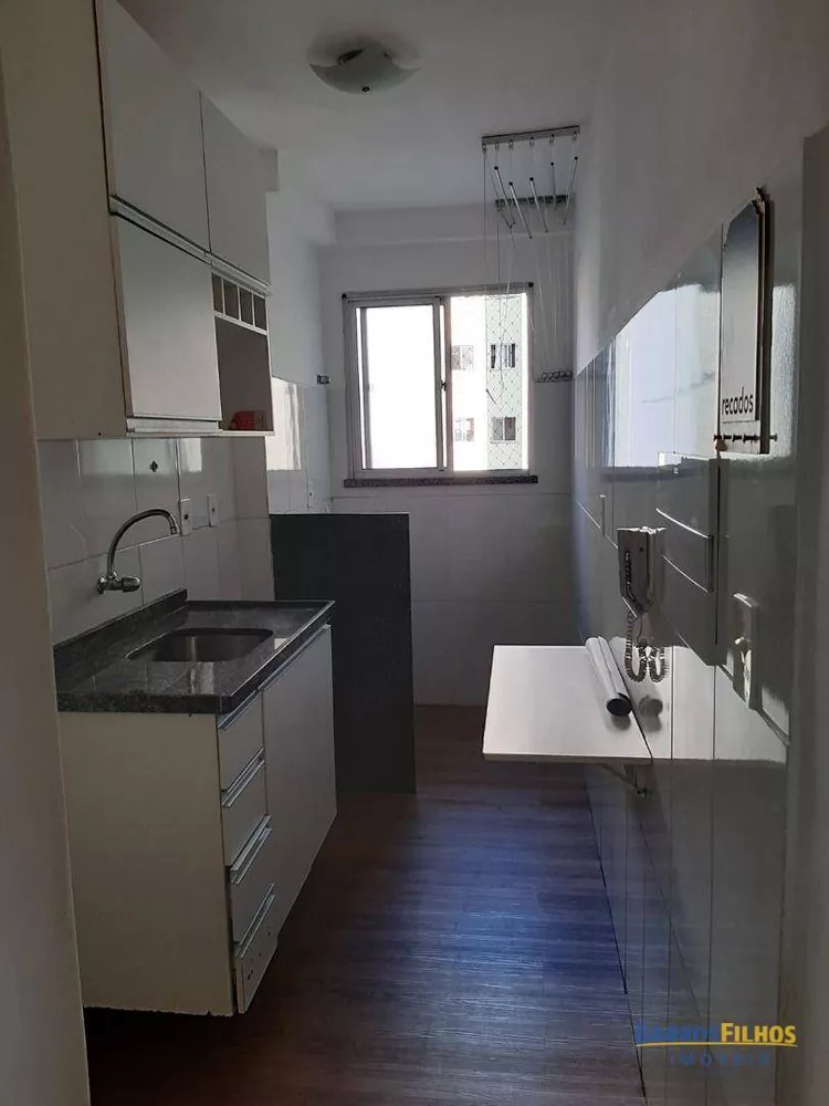 Apartamento à venda com 3 quartos, 60m² - Foto 3