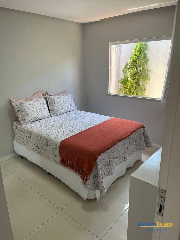 Casa à venda com 3 quartos, 209M2 - Foto 2