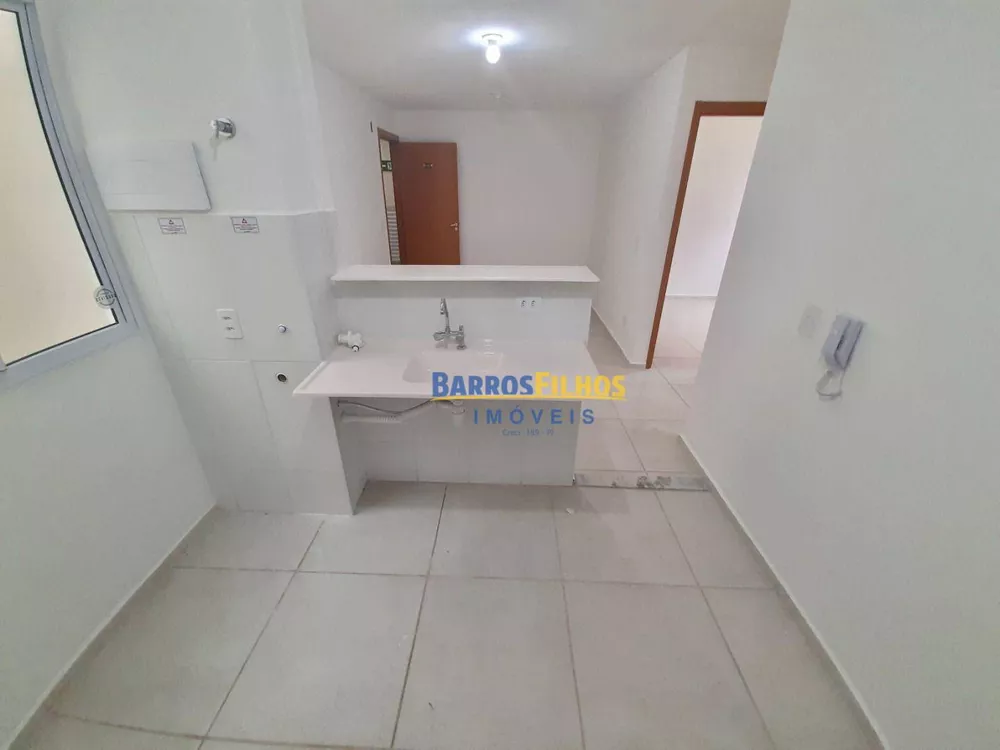 Apartamento para alugar com 2 quartos, 62m² - Foto 9