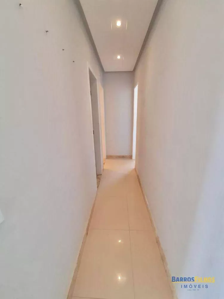 Apartamento à venda com 3 quartos, 50m² - Foto 7