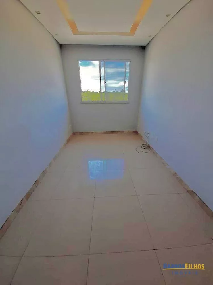 Apartamento à venda com 3 quartos, 50m² - Foto 3