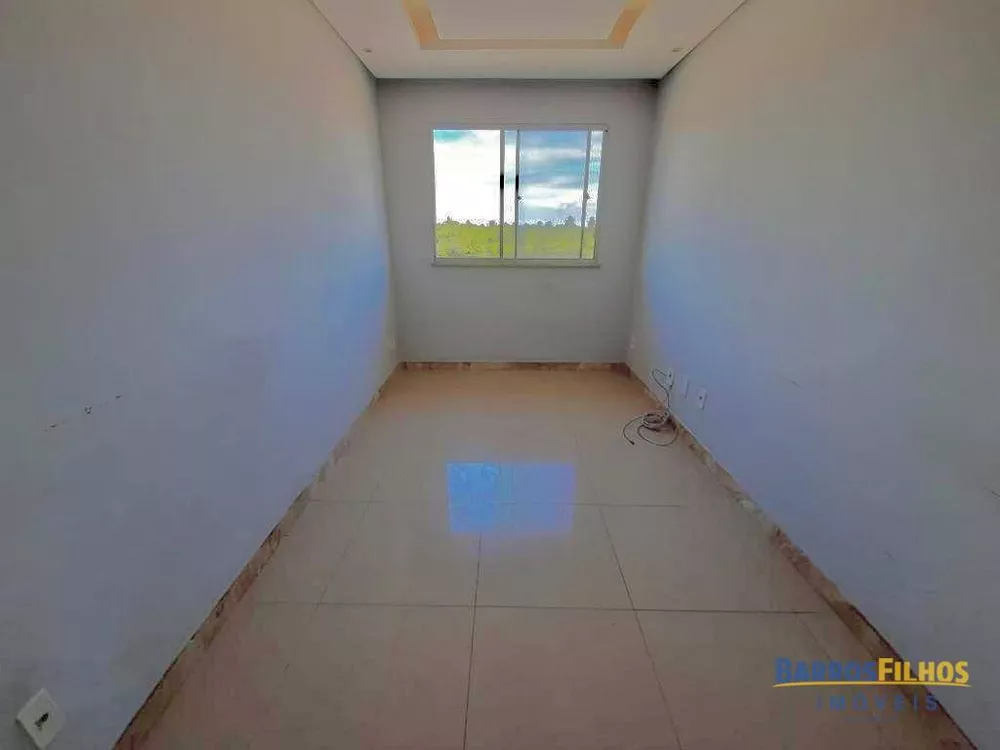 Apartamento à venda com 3 quartos, 50m² - Foto 4