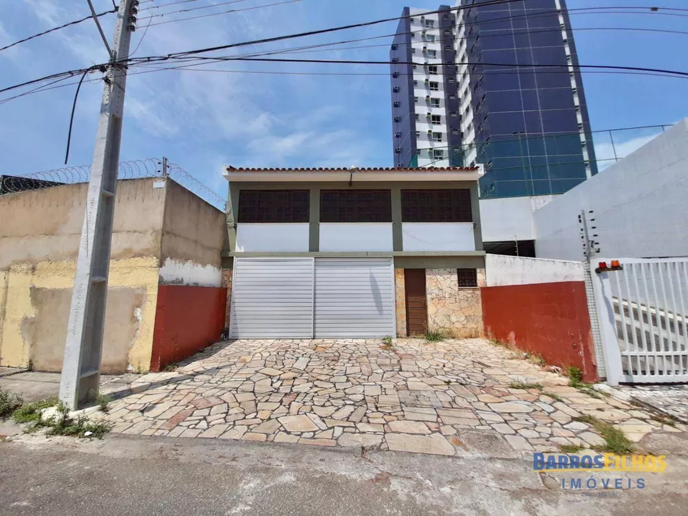 Casa à venda com 5 quartos, 500M2 - Foto 2