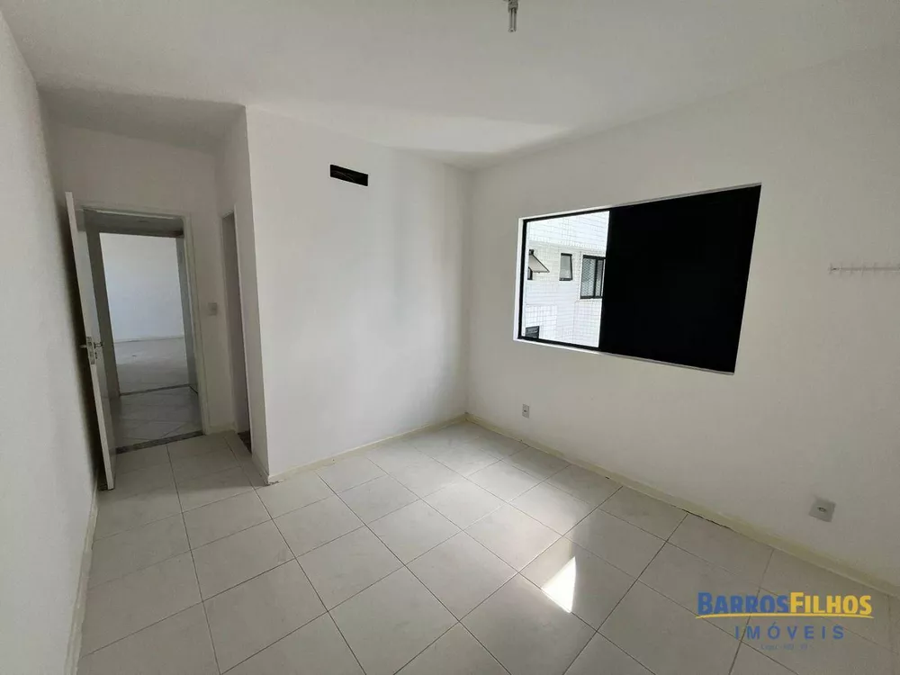 Apartamento à venda com 3 quartos, 117M2 - Foto 2