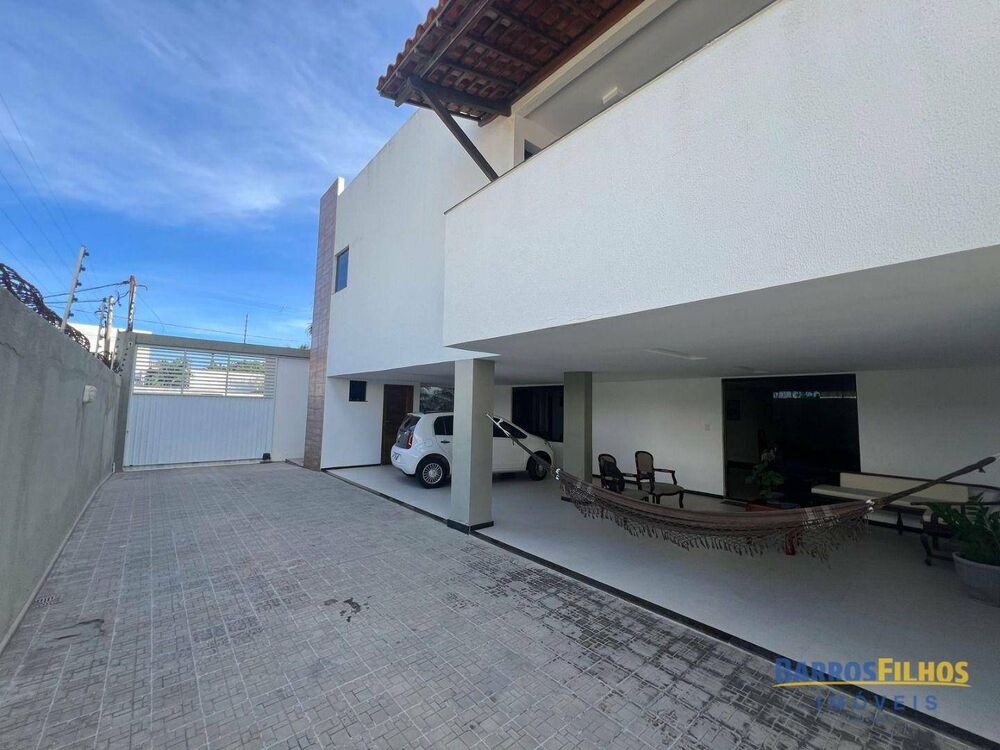 Casa, 8 quartos, 620 m² - Foto 1