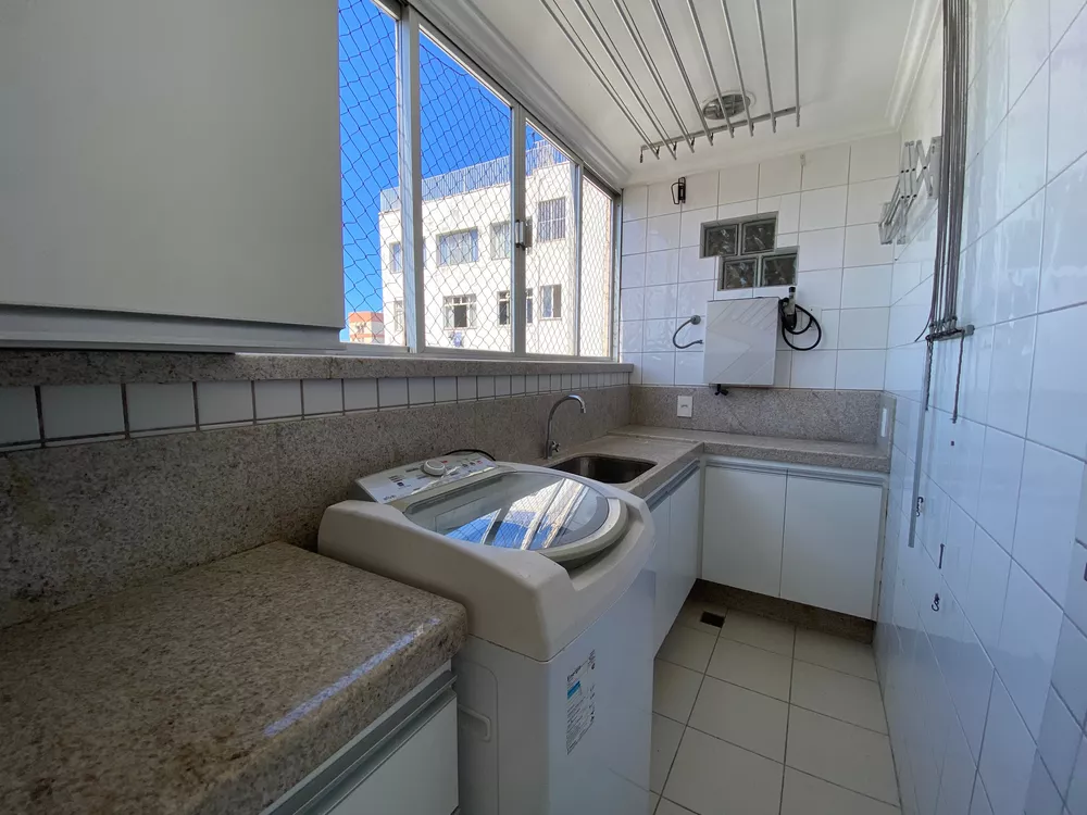 Apartamento à venda com 3 quartos, 187m² - Foto 5