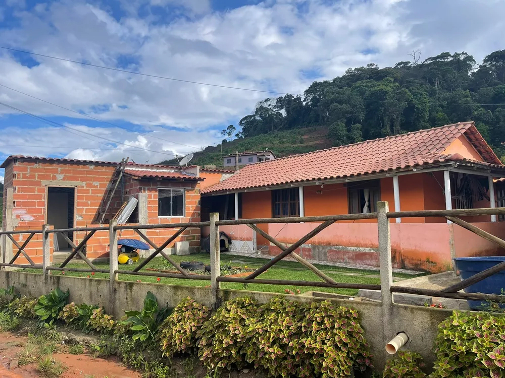 Chácara à venda com 5 quartos, 1000m² - Foto 2