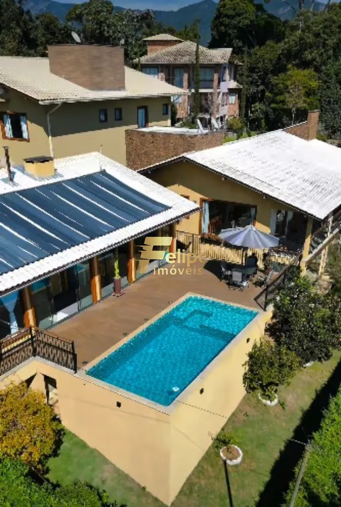Casa, 3 quartos, 450 m² - Foto 1