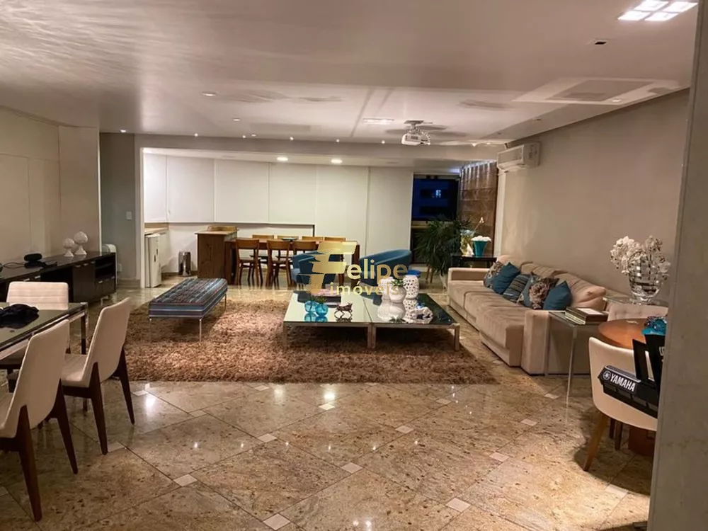 Apartamento à venda com 4 quartos, 330m² - Foto 1