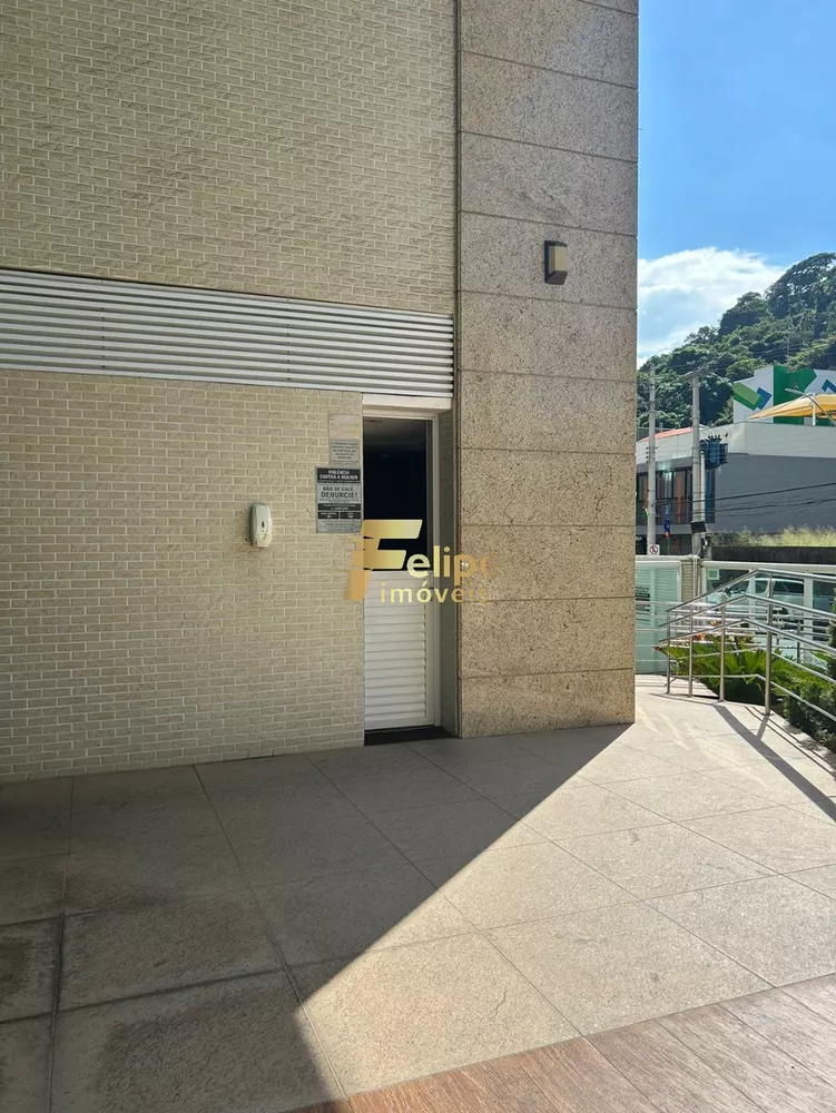 Apartamento à venda com 3 quartos, 130m² - Foto 4