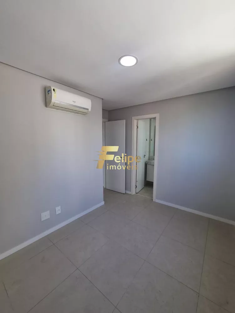 Apartamento à venda com 2 quartos, 70m² - Foto 2