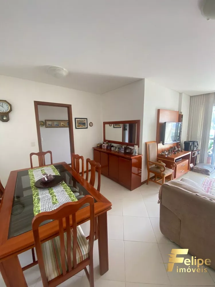 Apartamento à venda com 3 quartos, 130m² - Foto 2