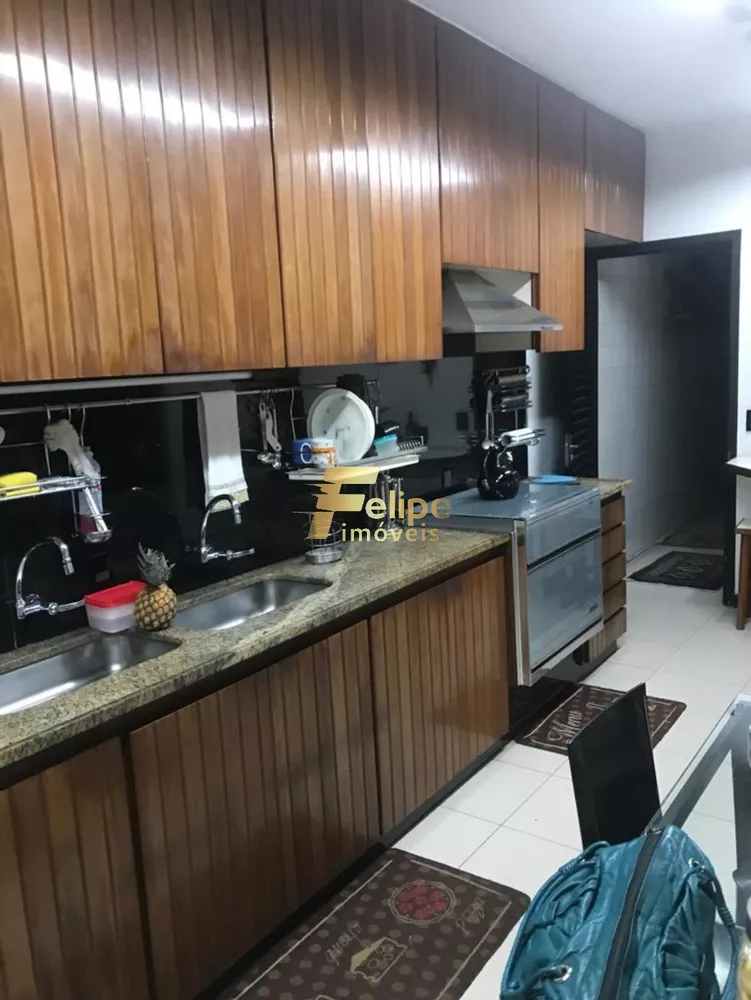 Casa à venda com 7 quartos, 750m² - Foto 20