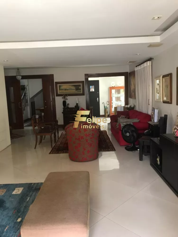 Casa à venda com 7 quartos, 750m² - Foto 24