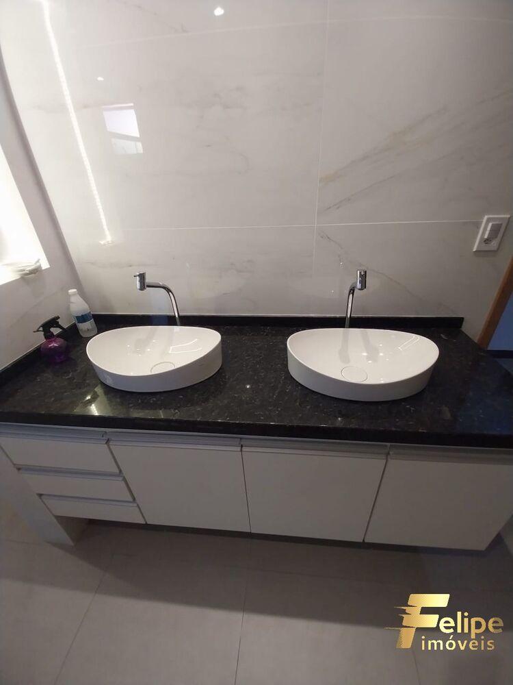 Casa, 3 quartos, 258 m² - Foto 3