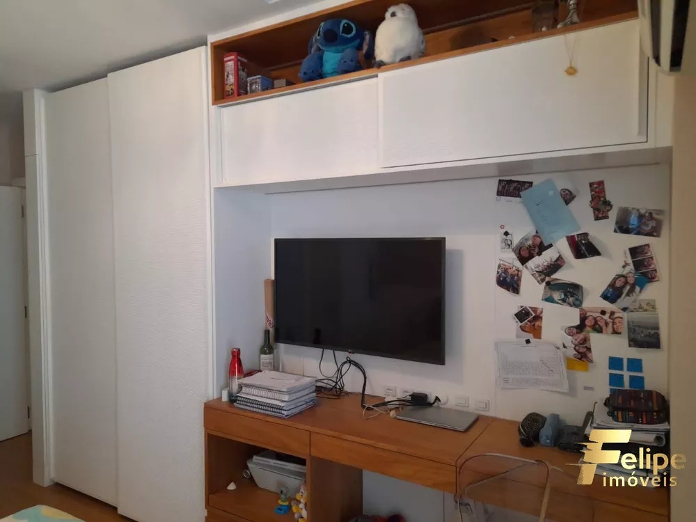 Apartamento à venda com 3 quartos, 150m² - Foto 6